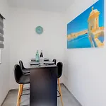Perfect Location, Cosy 1br Apartamento *